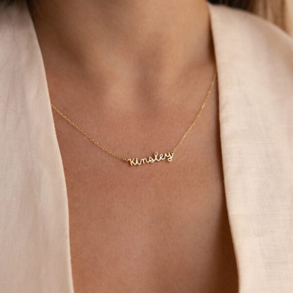 gradwandrung-mini-dream-name-necklace-4 Mini Dream Name Necklace - Gradwandrung