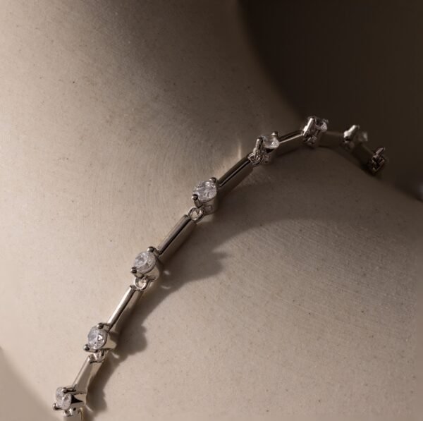 gradwandrung-sprinkle-crystal-tennis-bracelet-4 Sprinkle Crystal Tennis Bracelet - Gradwandrung