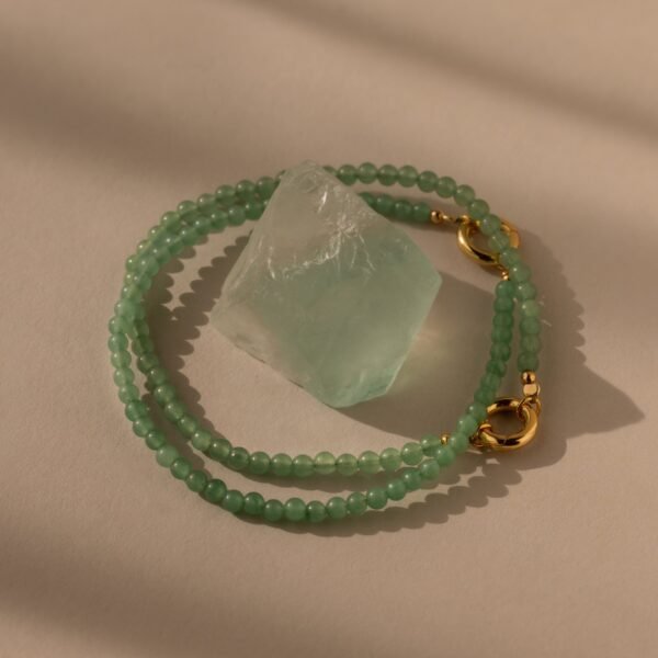 Pearl and Jade-Tone Charm Bracelet - Gradwandrung
