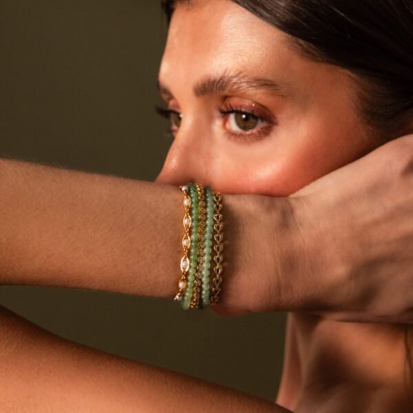 Pearl and Jade-Tone Charm Bracelet - Gradwandrung