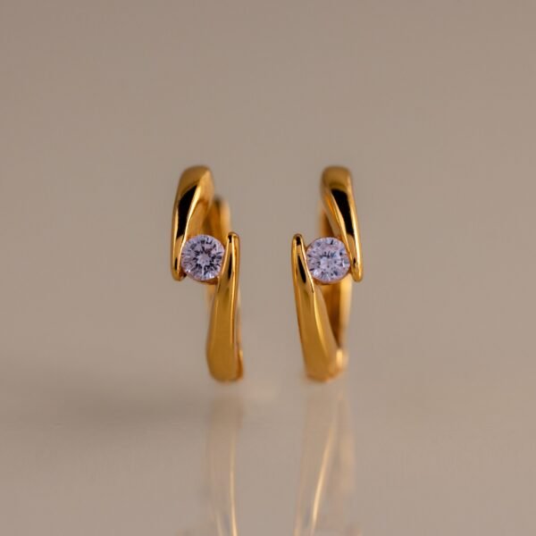 Floating Birthstone Huggie Hoops - Gradwandrung