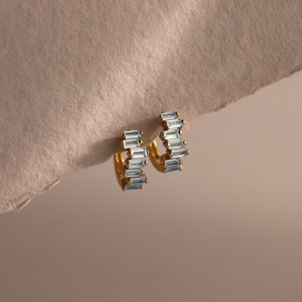 Staggered Baguette Birthstone Huggie Hoops - Gradwandrung