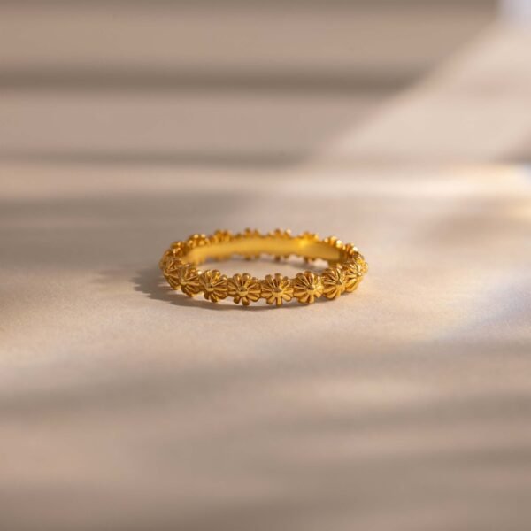 gradwandrung-daisy-eternity-ring-3 Daisy Eternity Ring - Gradwandrung