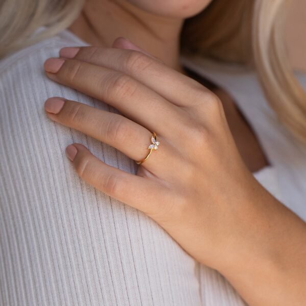 Mariposa Crystal Ring - Gradwandrung
