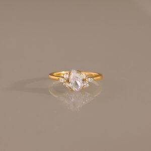 Crystal Petal Ring - Gradwandrung
