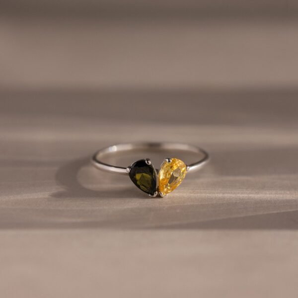 Toi et Moi Teardrop Heart Ring - Gradwandrung